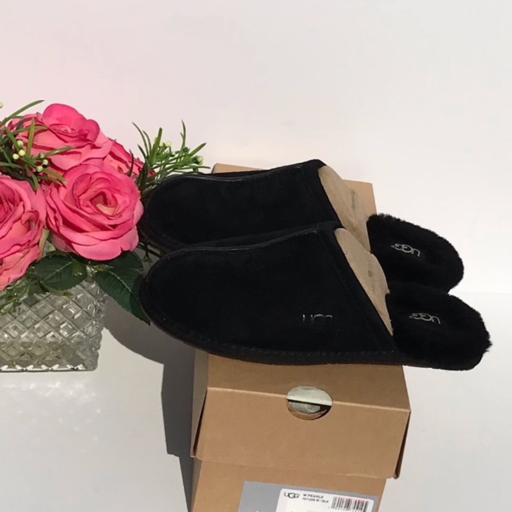 Ugg Wool Suede NEW IN BOX Black NONSLIP WARM House Slippers House Shoes Size 7 - Picture 5 of 10